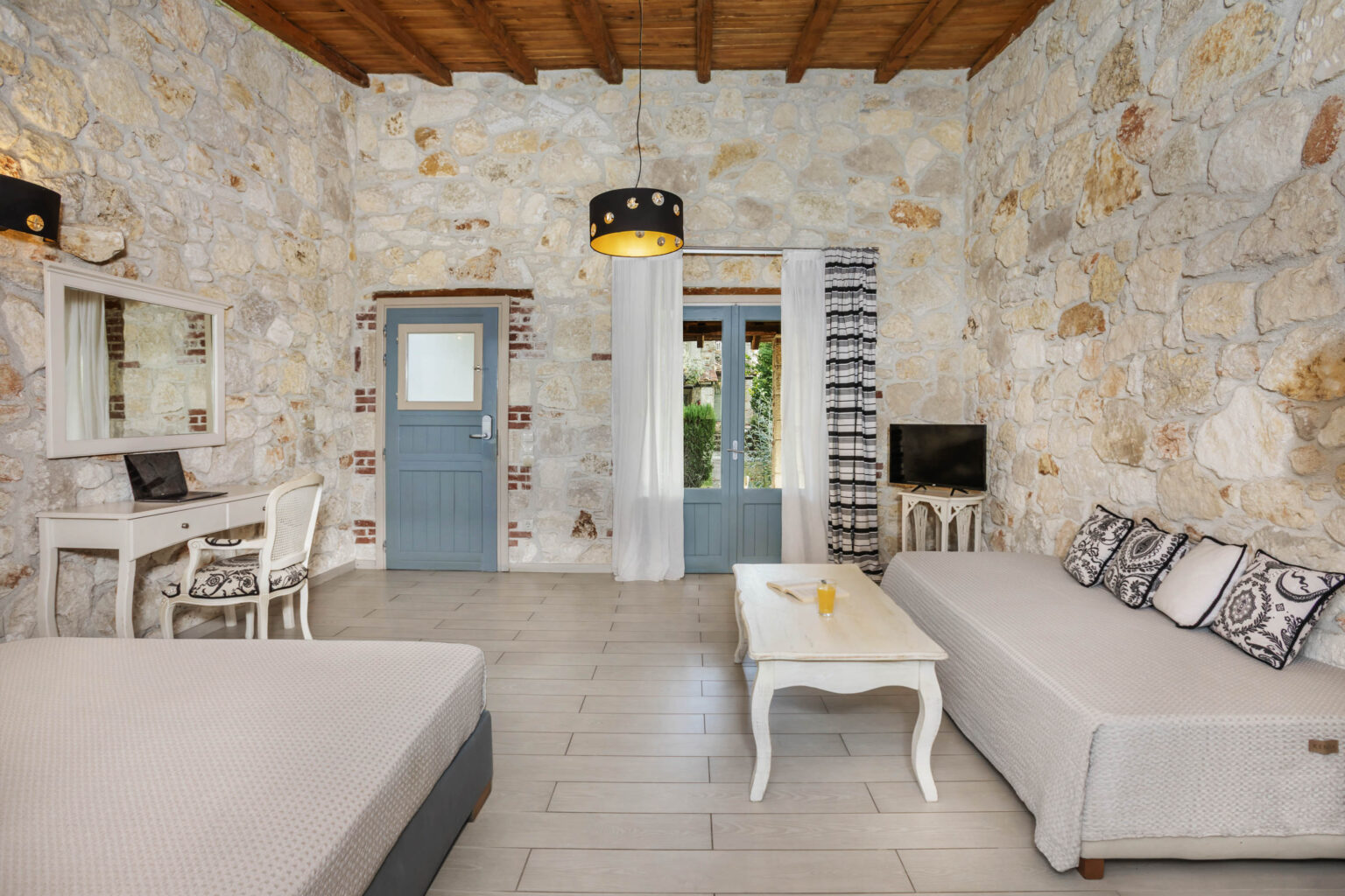 Junior suite detail